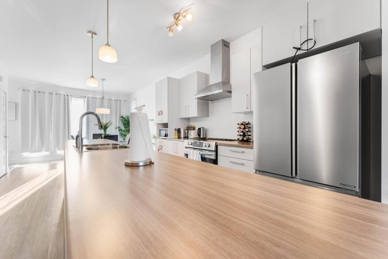 Charming And Cozy Condo Apartment กาติโน ภายนอก รูปภาพ